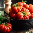 Tomate: el superalimento que mejora tu salud y potencia tu bienestar
