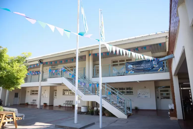 instituto de educacion superior (ies) 9-011 del atuel,