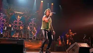 Diego Torres hizo cantar y bailar a Mendoza