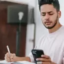 Llega la Inteligencia Artificial a X (Twitter) y la red explota de memes