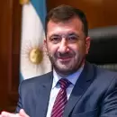 Detuvieron al senador Edgardo Kueider en Paraguay: viajaba con m�s de US$200 mil
