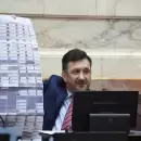 �Qui�n es Edgardo Kueider, el senador argentino detenido en Paraguay con m�s de US$200 mil en efectivo?