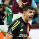 Imparable: Dibu Mart�nez ataj� con su mano lesionada y logr� una victoria con el Aston Villa