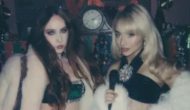 Sabrina Carpenter y Chappell Roan deslumbran en 'A Nonsense Christmas': la colaboraci�n que hizo explotar las redes
