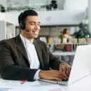 Trabajo remoto con salario en d�lares: c�mo aplicar y ganar 1.030 d�lares