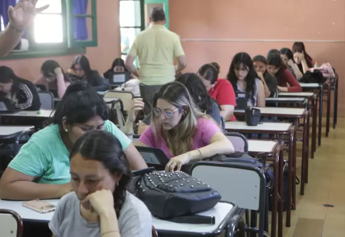 estudiantes nivel superior