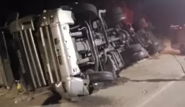 vuelco camion lavalle