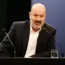 Denuncia a Sturzenegger: qu� impacto tiene la millonaria adjudicaci�n a la entidad de su esposa