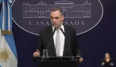 manuel adorni
