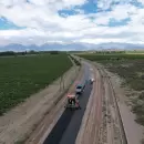Vialidad comenz� con el asfaltado de la Ruta del Vino en el camino de Gualtallary