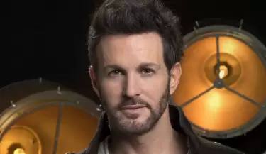 Celebrando 20 a�os de Amo, el �lbum m�s rom�ntico de Axel