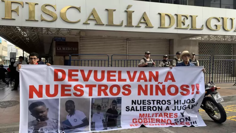 Protestas, ni�os calcinados Ecuador