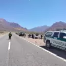 Accidente en la alta monta�a: Una camioneta chilena volc� en la ruta 7 y hubo dos heridos