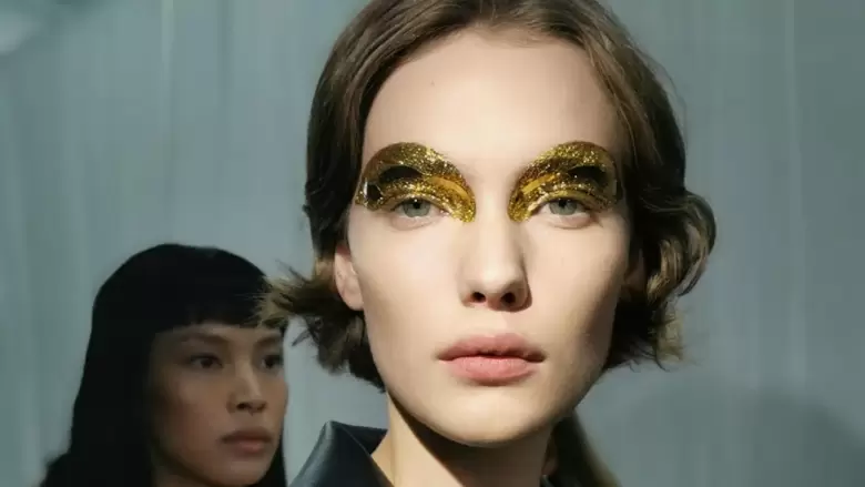 cejas metalizadas loewe
