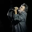 Adrián Dárgelos cumple 56 años: El poeta del rock argentino y su legado en Babasónicos