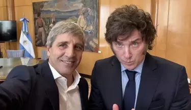 caputo-milei-superavit