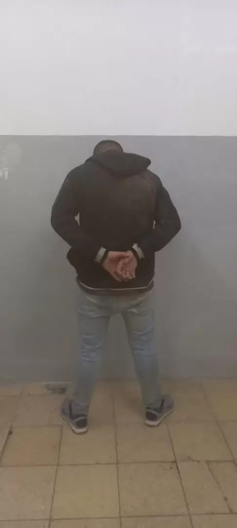 Tres detenidos tras intentar robar en un vivienda por una supuesta venta de dólares en Rivadavia.