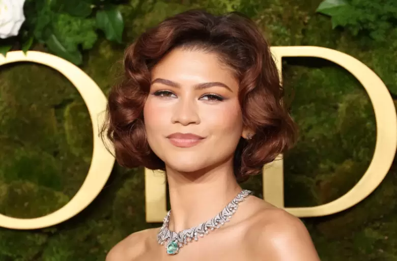 zendaya cabello pelo belleza moda
