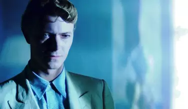 Recordamos a David Bowie en el aniversario de su muerte con 'The Hunger', un cl�sico del cine g�tico