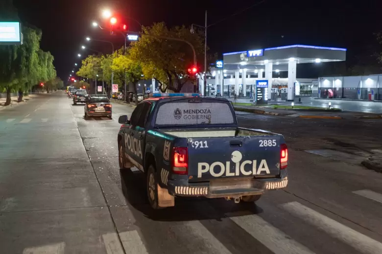 policia a