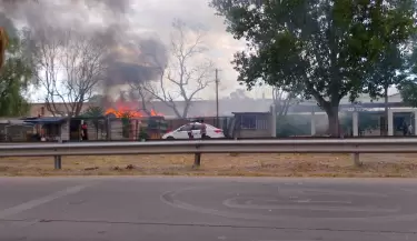 INCENDIO EN ROTONDA DEL AVI�NS