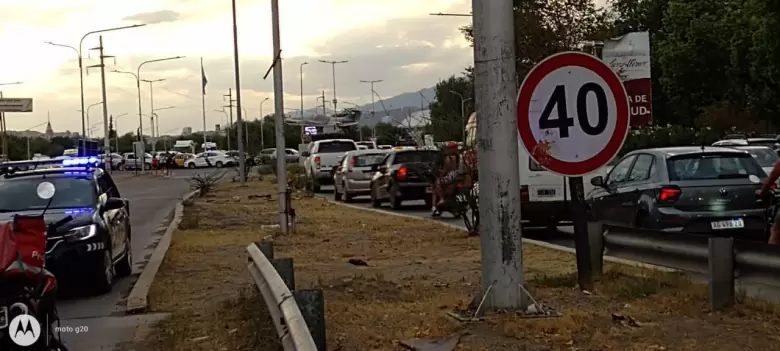 LOS BOMBEROS LOGRARON SOFOCAR EL FUEGO
