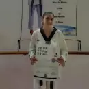 Sue�o de oro: Es campeona nacional de Taekwondo y vende ensaladas de fruta para poder competir