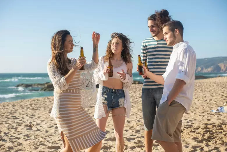 CERVEZA EN LA PLAYa