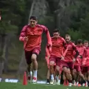 River enfrenta a Universidad de Chile en un amistoso internacional: Hora, TV y posibles formaciones
