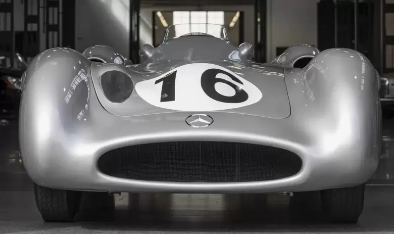 FLECHA DE PLATA FANGIO