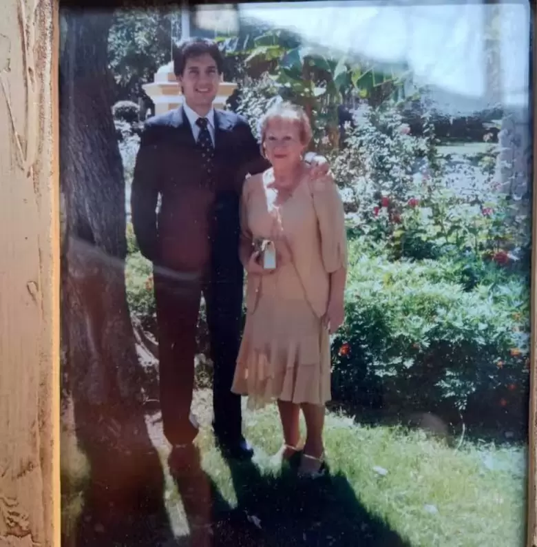 ADRI�N Y DELIA EN SU CASAMIENTO