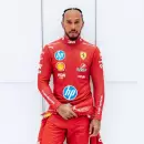 "Primera vez en rojo": La foto de Hamilton con el uniforme de Ferrari que revolucion� a los fan�ticos