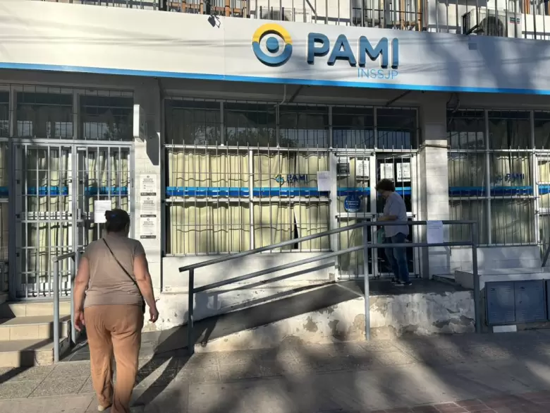 DESDE HACE 4 D�AS HAN SUSPENDIDO LA ATENCI�N