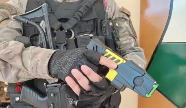 Pistola Teaser