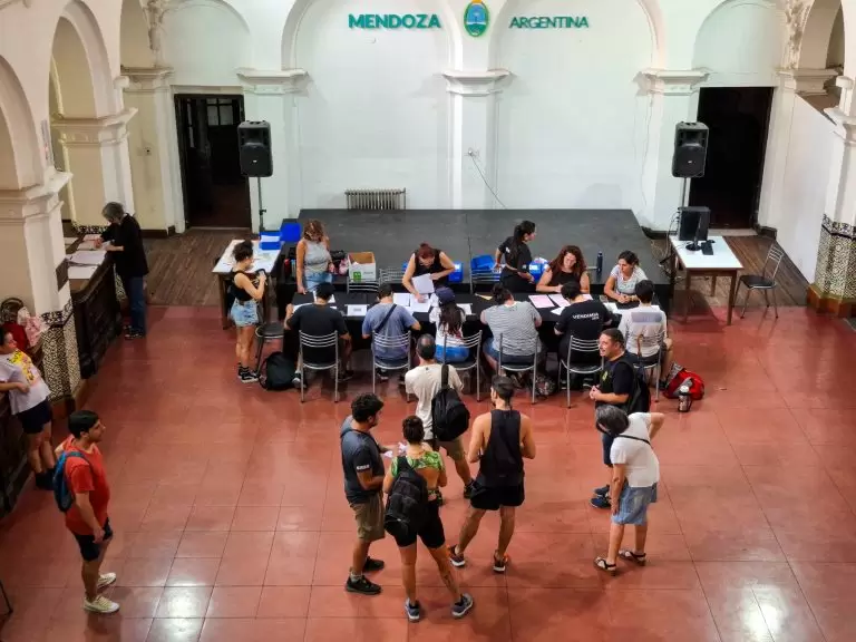 Firma de contratos. Vendimia 2025