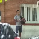 Un hombre que intentaba abrir veh�culos estacionados fue detenido