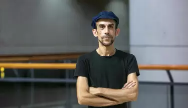 adrian di carlo vestuario