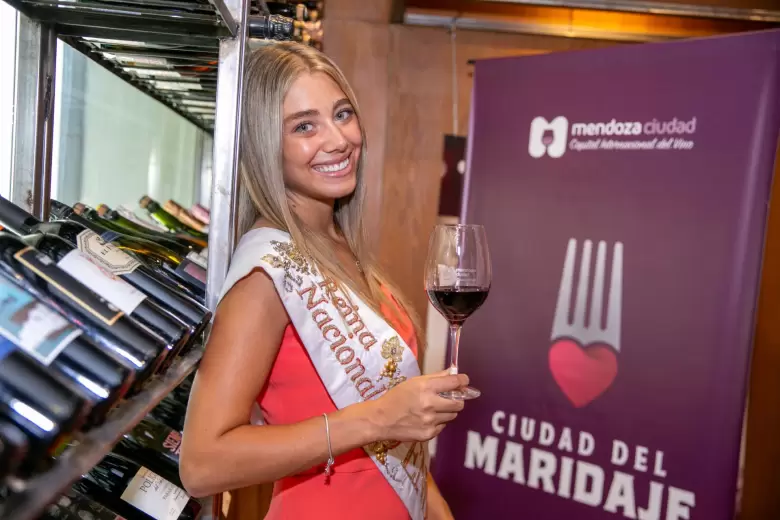 Agustina Saua, reina de la Vendimia 2024