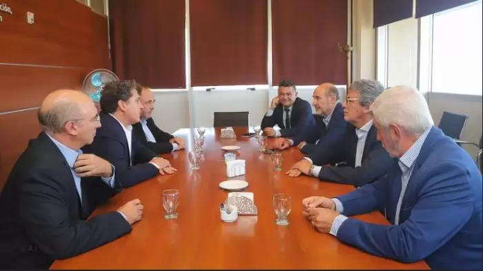 reunión mendoza san juan