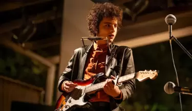 un completo desconocido