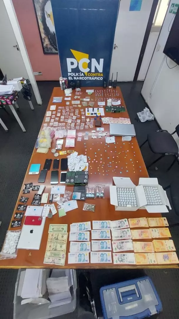 Policía contra el Narcotráfico