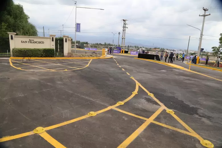 Inauguraci�n de la rotonda de Elpidio Gonz�lez y Estrada