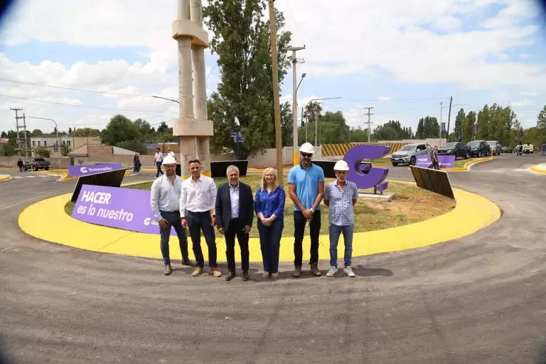 Inauguraci�n de la rotonda de Elpidio Gonz�lez y Estrada