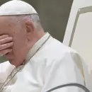 Desde el hospital, el papa Francisco llama a "desarmar la tierra" y poner fin a las guerras