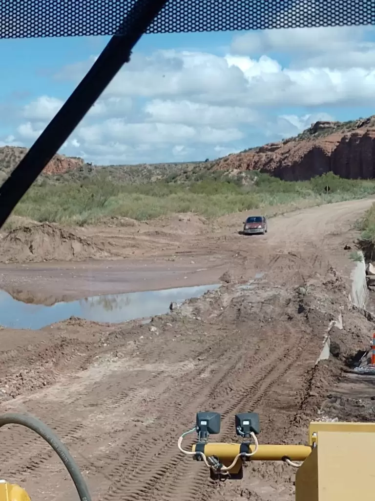 Avanzan las tareas para despejar y rehabilitar el Cañón del Atuel