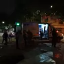 (Video) Turista alemana intoxicada camin� por una cornisa en Mendoza y fue rescatada