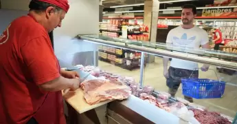 Manuel Adorni en Mendoza