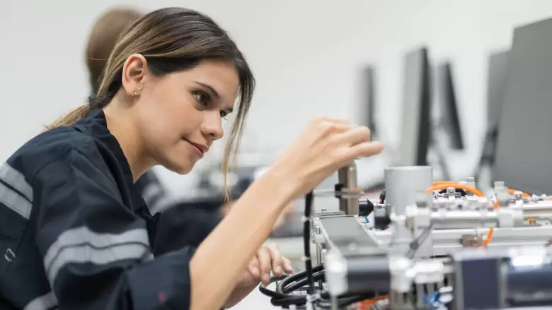 Mujeres en �reas STEM