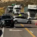 Fotos y videos: as� qued� la ruta 7 tras el choque entre un auto, un cami�n y un m�vil
