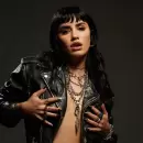Lali hizo historia en los Premios Gardel y super� a Mercedes Sosa